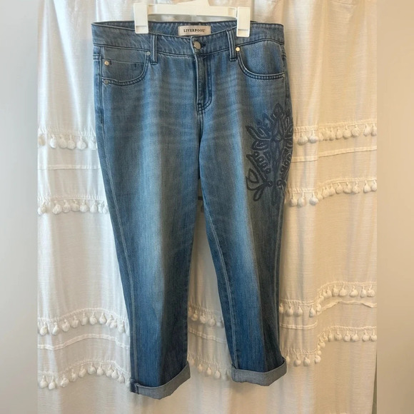 EUC Liverpool Jeans The Crop Boyfriend Embroidered Jeans size 6 / 28 - Picture 10 of 13